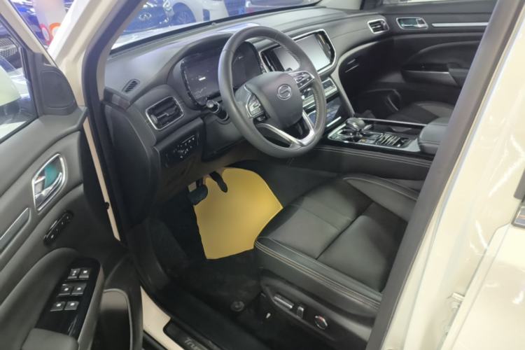 Used GAC Trumpchi GS8 2020 390T Two-Wheel Drive Luxury Smart Connectivity Version (7 Seats) Driver Seat