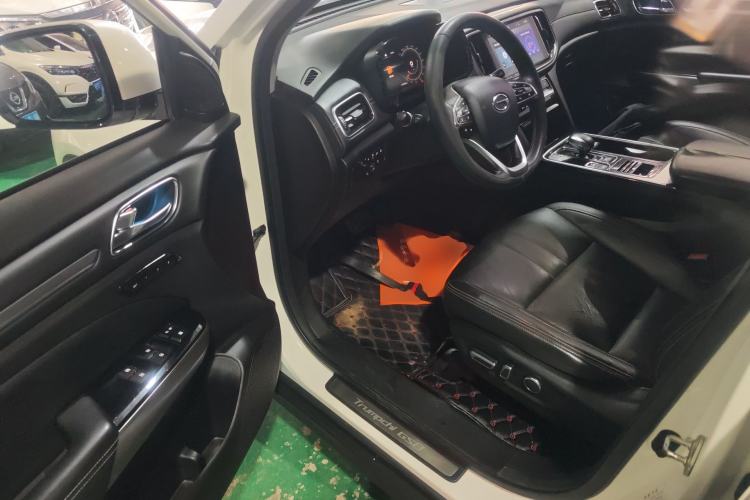 Used GAC Trumpchi GS8 2020 390T Two-Wheel Drive Luxury Smart Connectivity Version (7 Seats) Driver Seat