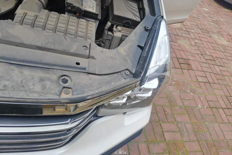 Used GAC Trumpchi GS8 2020 390T Two-Wheel Drive Luxury Smart Connectivity Commemorative Edition (7 Seats) Engine Bay Left