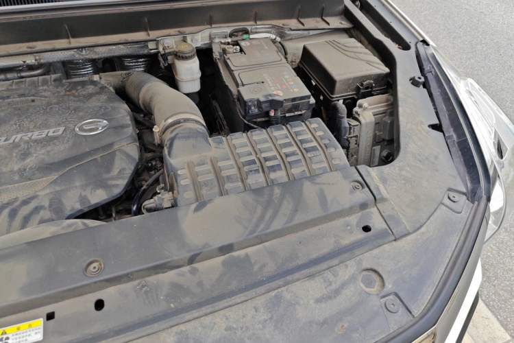 Used GAC Trumpchi GS8 2020 GS8S 390T Two-Wheel Drive Luxury Smart Connectivity Version Engine Bay Left