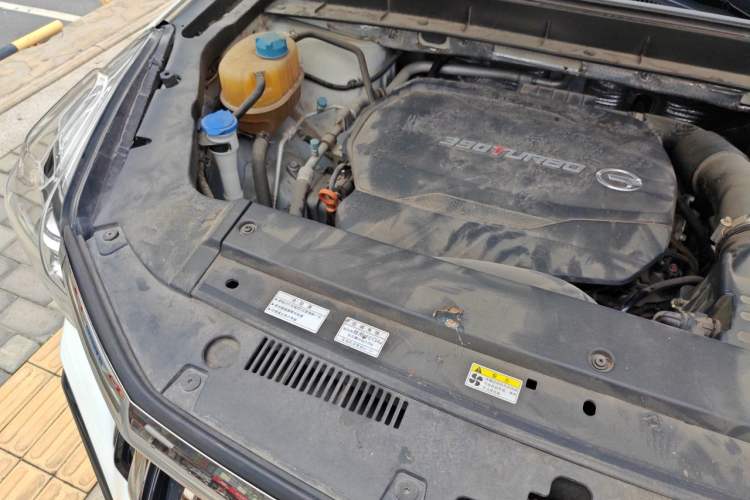 Used GAC Trumpchi GS8 2020 GS8S 390T Two-Wheel Drive Luxury Smart Connectivity Version Engine Bay Right