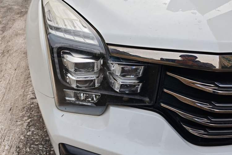 Used GAC Trumpchi GS8 2020 390T Two-Wheel Drive Luxury Smart Connectivity Version (7 Seats) Exterior 6