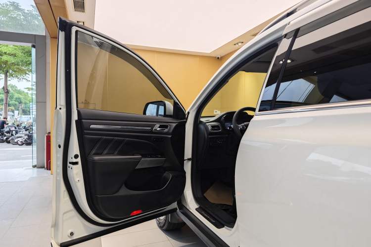 Used GAC Trumpchi GS8 2020 390T Two-Wheel Drive Luxury Smart Connectivity Version (7 Seats) Exterior 8