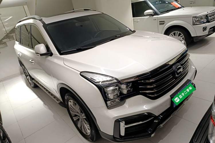 Used GAC Trumpchi GS8 2020 390T Two-Wheel Drive Luxury Smart Connectivity Version (7 Seats) Front Right 45 Deg
