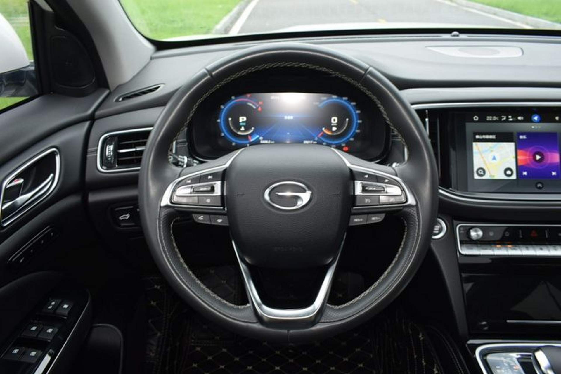 Used GAC Trumpchi GS8 2020 390T Two-Wheel Drive Luxury Smart Connectivity Version (7 Seats) Interior 2