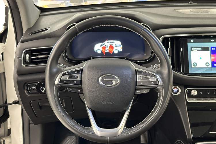 Used GAC Trumpchi GS8 2020 390T Two-Wheel Drive Luxury Smart Connectivity Version (7 Seats) Interior 3