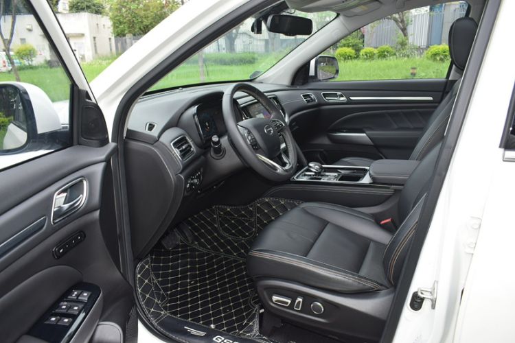 Used GAC Trumpchi GS8 2020 390T Two-Wheel Drive Luxury Smart Connectivity Version (7 Seats) Interior 5