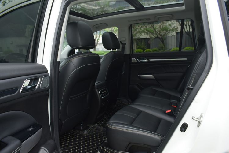 Used GAC Trumpchi GS8 2020 390T Two-Wheel Drive Luxury Smart Connectivity Version (7 Seats) Interior 6
