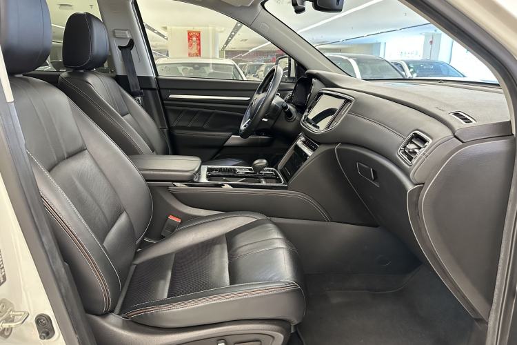 Used GAC Trumpchi GS8 2020 390T Two-Wheel Drive Luxury Smart Connectivity Version (7 Seats) Interior 8