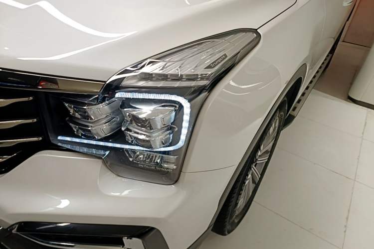 Used GAC Trumpchi GS8 2020 390T Two-Wheel Drive Luxury Smart Connectivity Version (7 Seats) Left Front Headlight