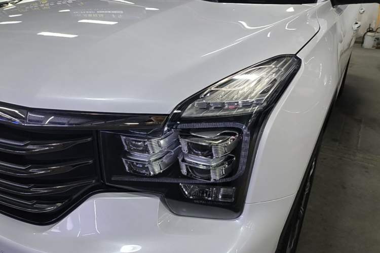 Used GAC Trumpchi GS8 2020 390T Two-Wheel Drive Luxury Smart Connectivity Version (7 Seats) Left Front Headlight