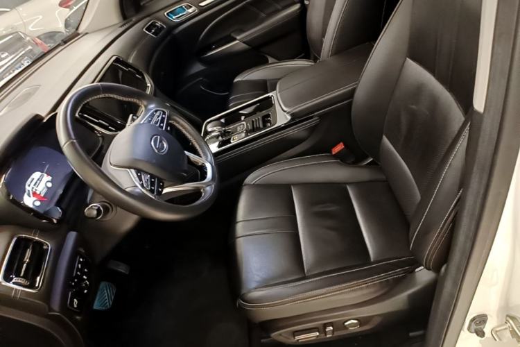 Used GAC Trumpchi GS8 2020 390T Two-Wheel Drive Luxury Smart Connectivity Version (7 Seats) Left Front Seat