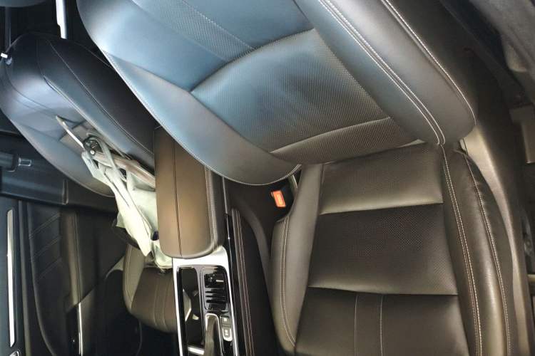 Used GAC Trumpchi GS8 2020 GS8S 390T Two-Wheel Drive Luxury Smart Connectivity Version Left Front Seat