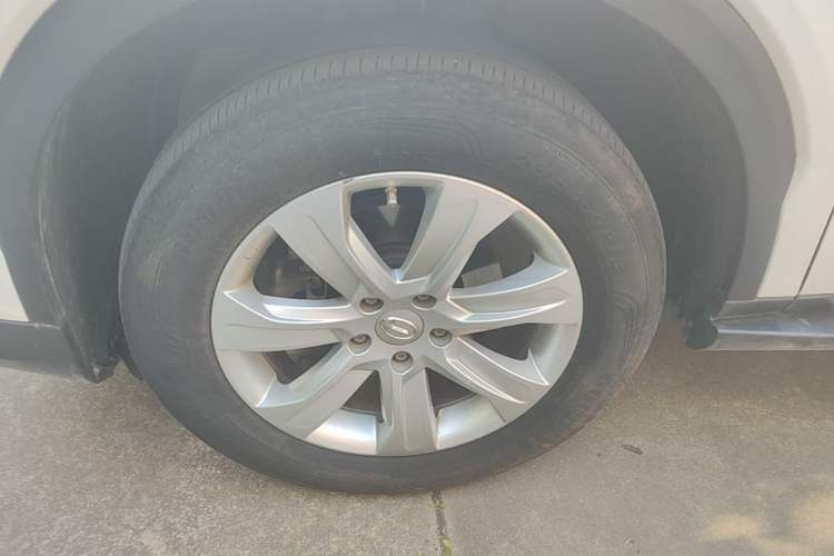 Used GAC Trumpchi GS8 2020 390T Two-Wheel Drive Luxury Edition (7 Seats) Left Front Wheel Hub