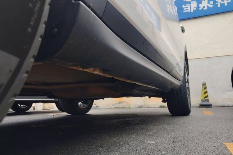 Used GAC Trumpchi GS8 2020 390T Two-Wheel Drive Luxury Smart Connectivity Version (7 Seats) Left Side Sill