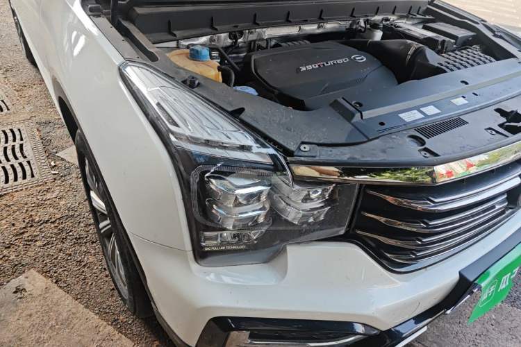 Used GAC Trumpchi GS8 2020 390T Two-Wheel Drive Luxury Smart Connectivity Commemorative Edition (7 Seats) Right Front Headlight
