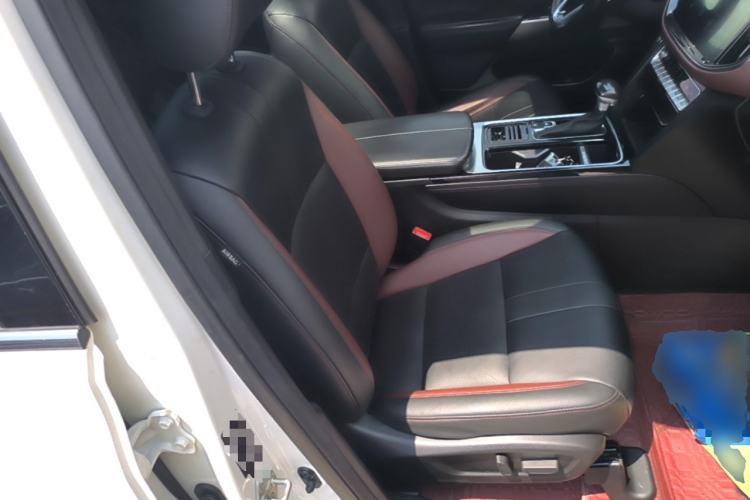 Used GAC Trumpchi GS8 2020 GS8S 390T Two-Wheel Drive Luxury Smart Connectivity Version Right Front Seat