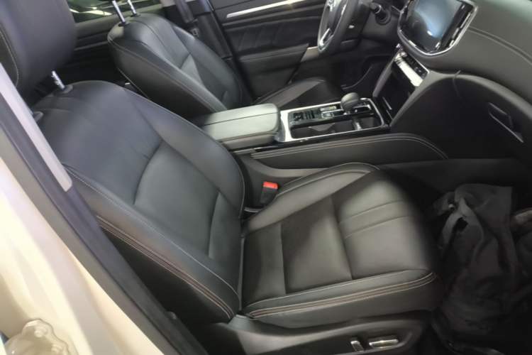 Used GAC Trumpchi GS8 2020 390T Two-Wheel Drive Luxury Smart Connectivity Version (7 Seats) Right Front Seat