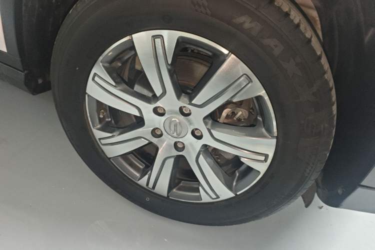 Used GAC Trumpchi GS8 2020 GS8S 390T Two-Wheel-Drive Luxury Edition Right Rear Wheel Hub