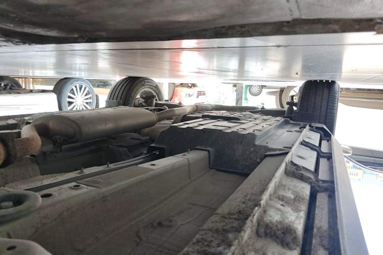 Used GAC Trumpchi GS8 2020 GS8S 390T Two-Wheel Drive Luxury Smart Connectivity Version Right Side Sill