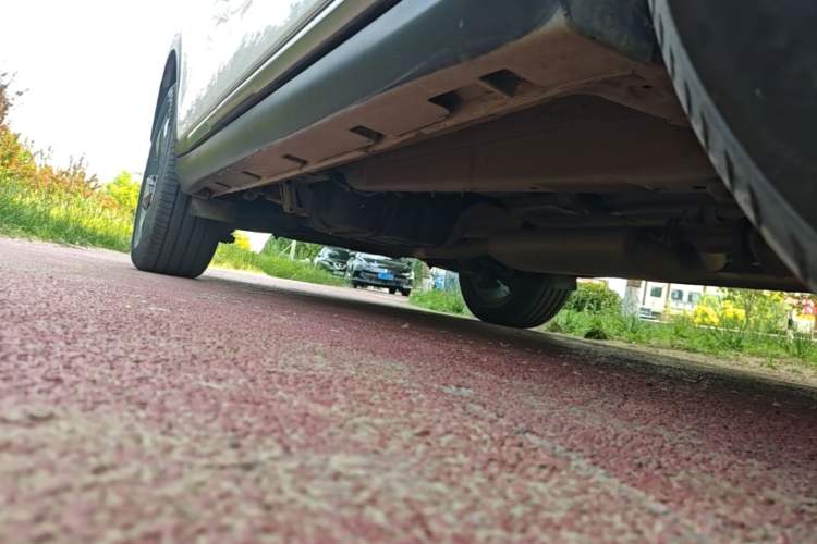 Used GAC Trumpchi GS8 2020 GS8S 390T Two-Wheel Drive Luxury Smart Connectivity Version Right Side Sill