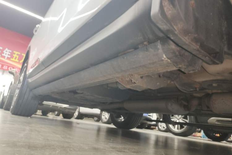 Used GAC Trumpchi GS8 2020 390T Two-Wheel Drive Luxury Smart Connectivity Version (7 Seats) Right Side Sill