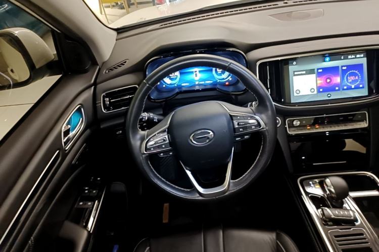 Used GAC Trumpchi GS8 2020 390T Two-Wheel Drive Luxury Smart Connectivity Version (7 Seats) Steering Wheel
