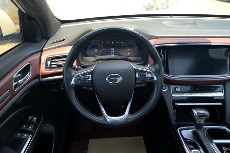 Used GAC Trumpchi GS8 2020 GS8S 390T Two-Wheel Drive Luxury Smart Connectivity Version Steering Wheel