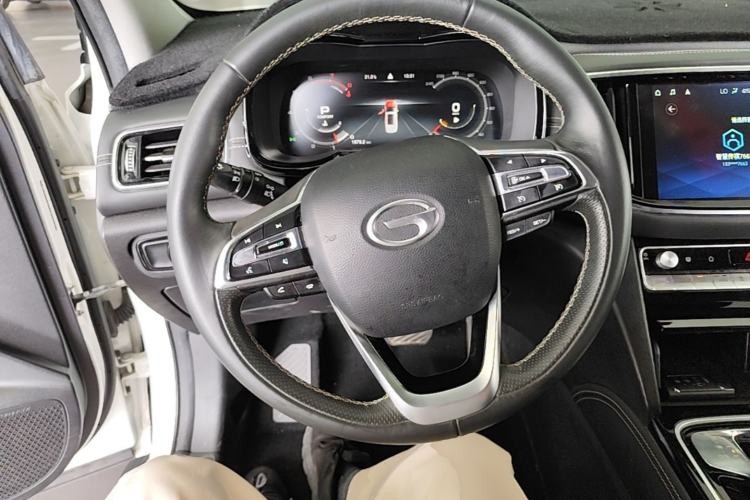 Used GAC Trumpchi GS8 2020 390T Two-Wheel Drive Luxury Smart Connectivity Commemorative Edition (7 Seats) Steering Wheel
