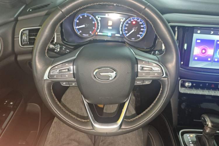 Used GAC Trumpchi GS8 2020 GS8S 390T Two-Wheel-Drive Luxury Edition Steering Wheel