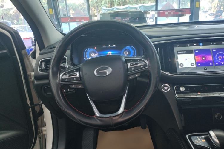 Used GAC Trumpchi GS8 2020 390T Two-Wheel Drive Luxury Smart Connectivity Version (7 Seats) Steering Wheel