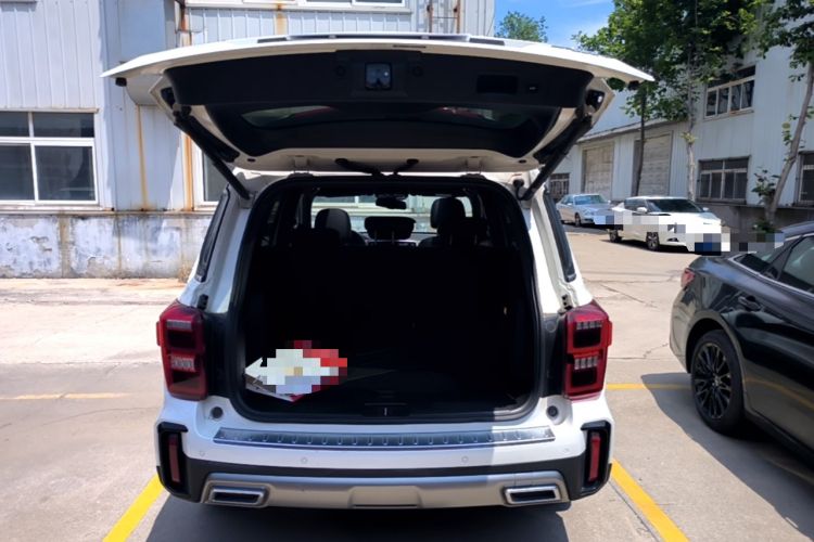 Used GAC Trumpchi GS8 2020 GS8S 390T Two-Wheel Drive Luxury Smart Connectivity Version Trunk