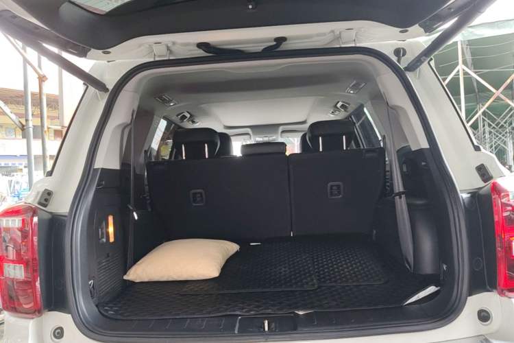 Used GAC Trumpchi GS8 2020 390T Two-Wheel Drive Luxury Smart Connectivity Commemorative Edition (7 Seats) Trunk