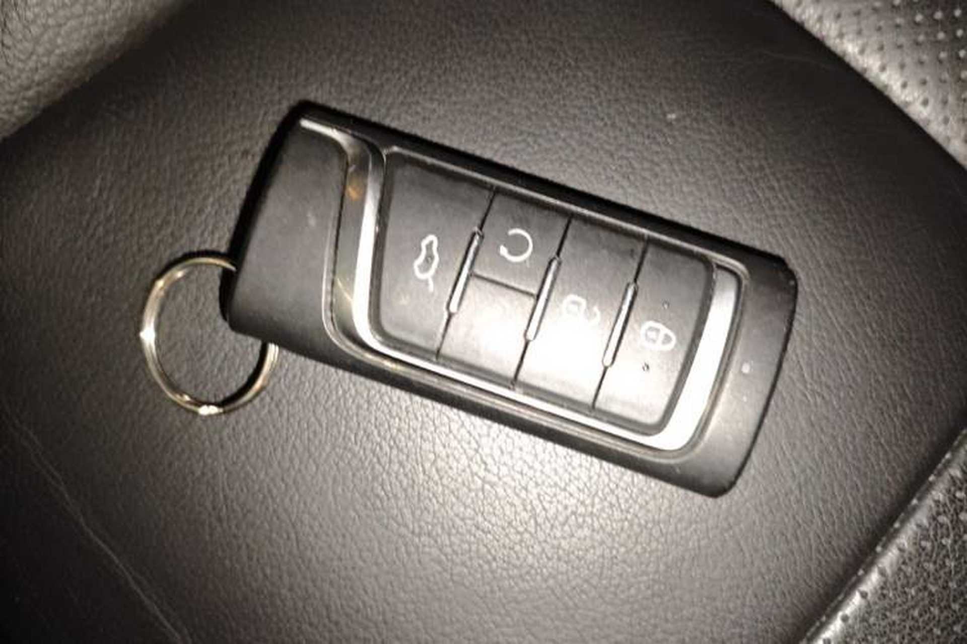 Used GAC Trumpchi GS8 2020 GS8S 390T Two-Wheel Drive Luxury Smart Connectivity Version Vehicle Key
