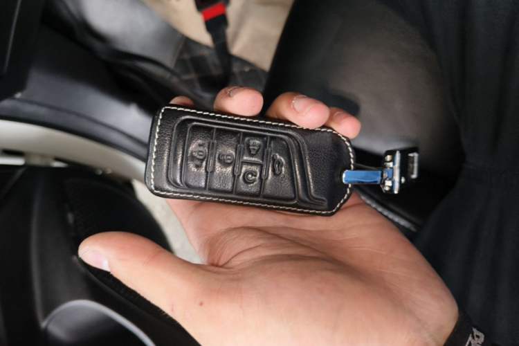 Used GAC Trumpchi GS8 2020 390T Two-Wheel Drive Luxury Smart Connectivity Version (7 Seats) Vehicle Key