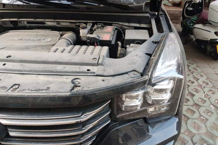 Used GAC Trumpchi GS8 2021 390T Two-Wheel-Drive Dark Knight Edition Engine Bay Left
