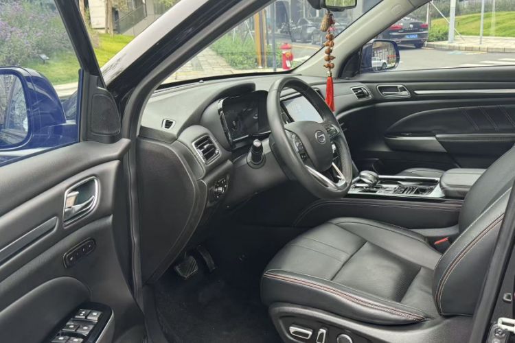 Used GAC Trumpchi GS8 2021 390T Two-Wheel-Drive Dark Knight Edition Exterior 10