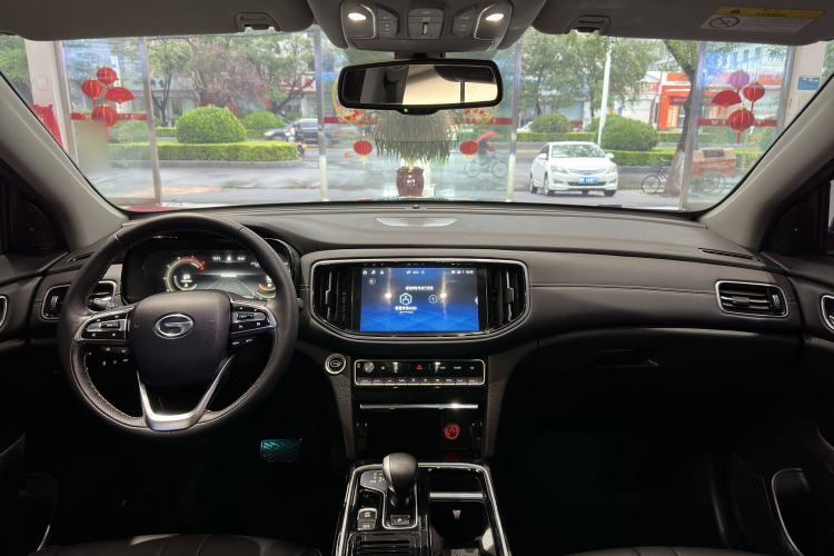 Used GAC Trumpchi GS8 2021 390T Two-Wheel-Drive Dark Knight Edition Interior 1