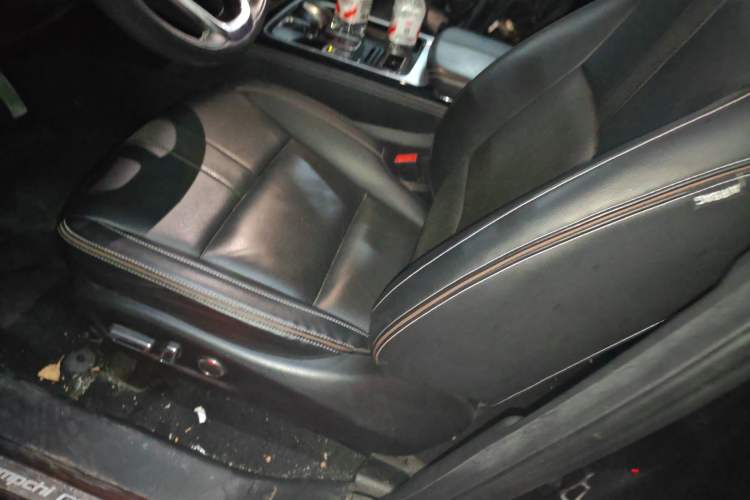 Used GAC Trumpchi GS8 2021 390T Two-Wheel-Drive Dark Knight Edition Left Front Seat