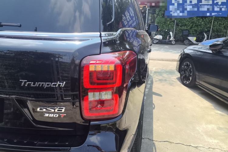 Used GAC Trumpchi GS8 2021 390T Two-Wheel-Drive Dark Knight Edition Right Rear Taillight