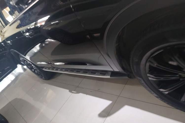 Used GAC Trumpchi GS8 2021 390T Two-Wheel-Drive Dark Knight Edition Right Side Sill