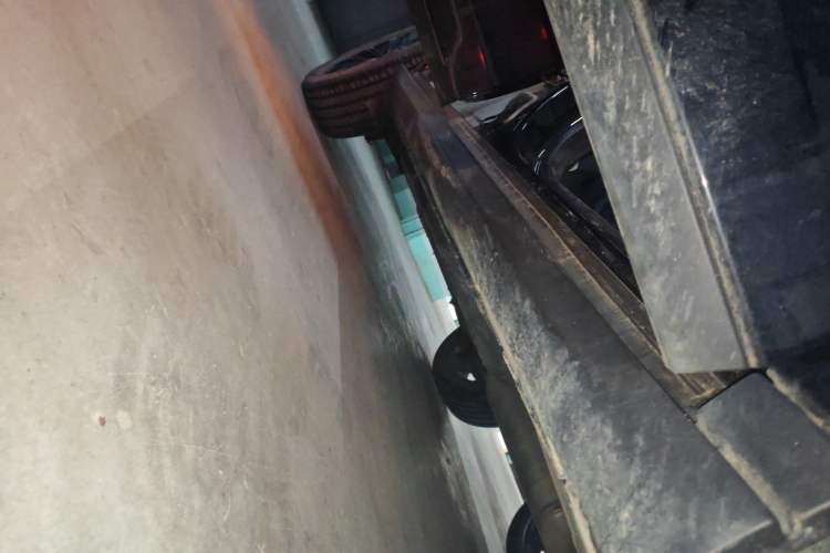 Used GAC Trumpchi GS8 2021 390T Two-Wheel-Drive Dark Knight Edition Right Side Sill