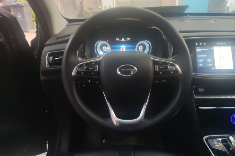 Used GAC Trumpchi GS8 2021 390T Two-Wheel-Drive Dark Knight Edition Steering Wheel