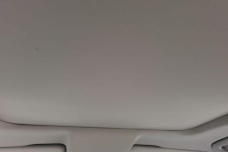 Used GAC Trumpchi GS8 2021 390T Two-Wheel Drive Luxury Smart Connect & Drive Edition (7 Seats) Headliner