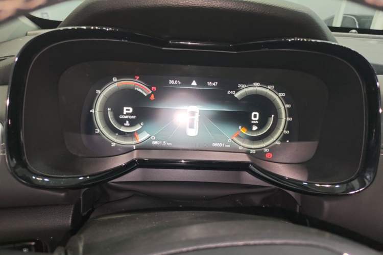 Used GAC Trumpchi GS8 2021 390T Two-Wheel Drive Luxury Smart Connect & Drive Edition (7 Seats) Instrument Cluster