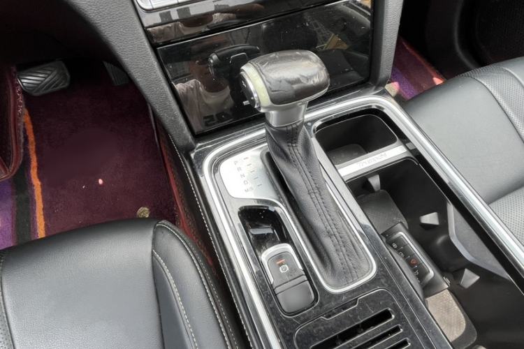 Used GAC Trumpchi GS8 2021 390T Two-Wheel Drive Luxury Smart Connect & Drive Edition (7 Seats) Interior 4