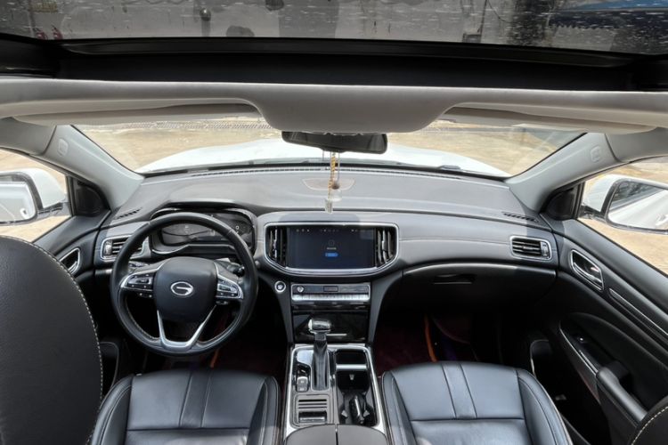 Used GAC Trumpchi GS8 2021 390T Two-Wheel Drive Luxury Smart Connect & Drive Edition (7 Seats) Interior 7