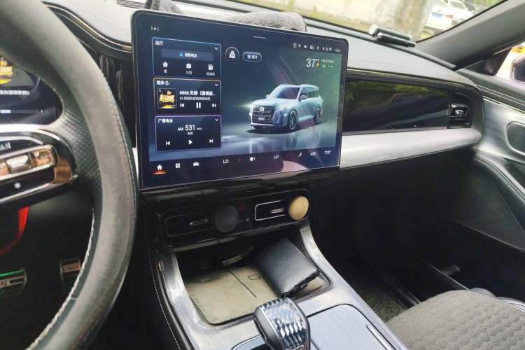 Used GAC Trumpchi GS8 2022 Double-Energy Series 2.0TM Four-Wheel Drive Premium Edition (7 Seats) Audio And AC Panel