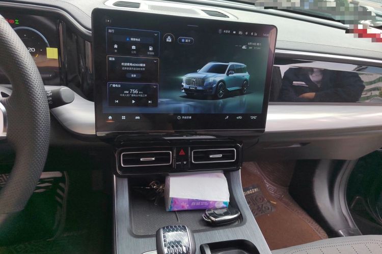 Used GAC Trumpchi GS8 2022 Flagship Series 2.0 TGDI Four-Wheel Drive Luxury Smart Connectivity Version (7 Seats) Audio And AC Panel