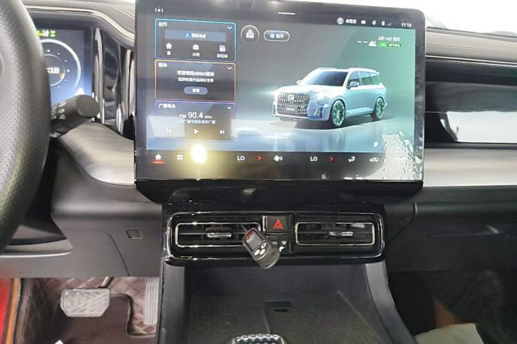 Used GAC Trumpchi GS8 2022 Flagship Series 2.0 TGDI Four-Wheel Drive Supreme Edition (7 Seats) Audio And AC Panel